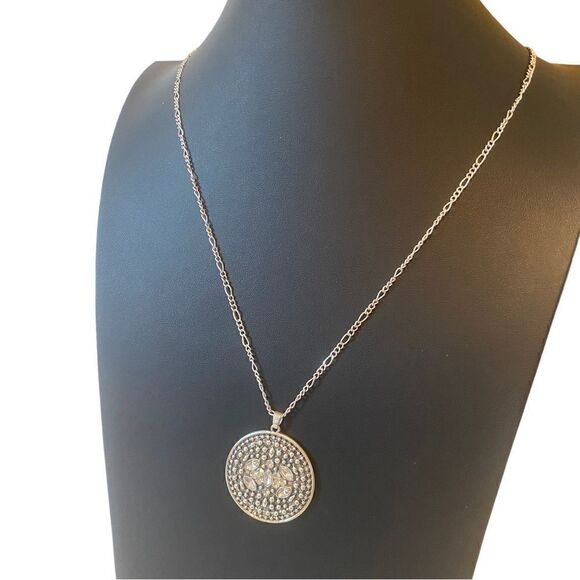 Oxidized Set Stone Pendant Necklace on Long Silver Toned Chain. - Picture 3 of 6